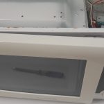 Microondas que no abre la puerta